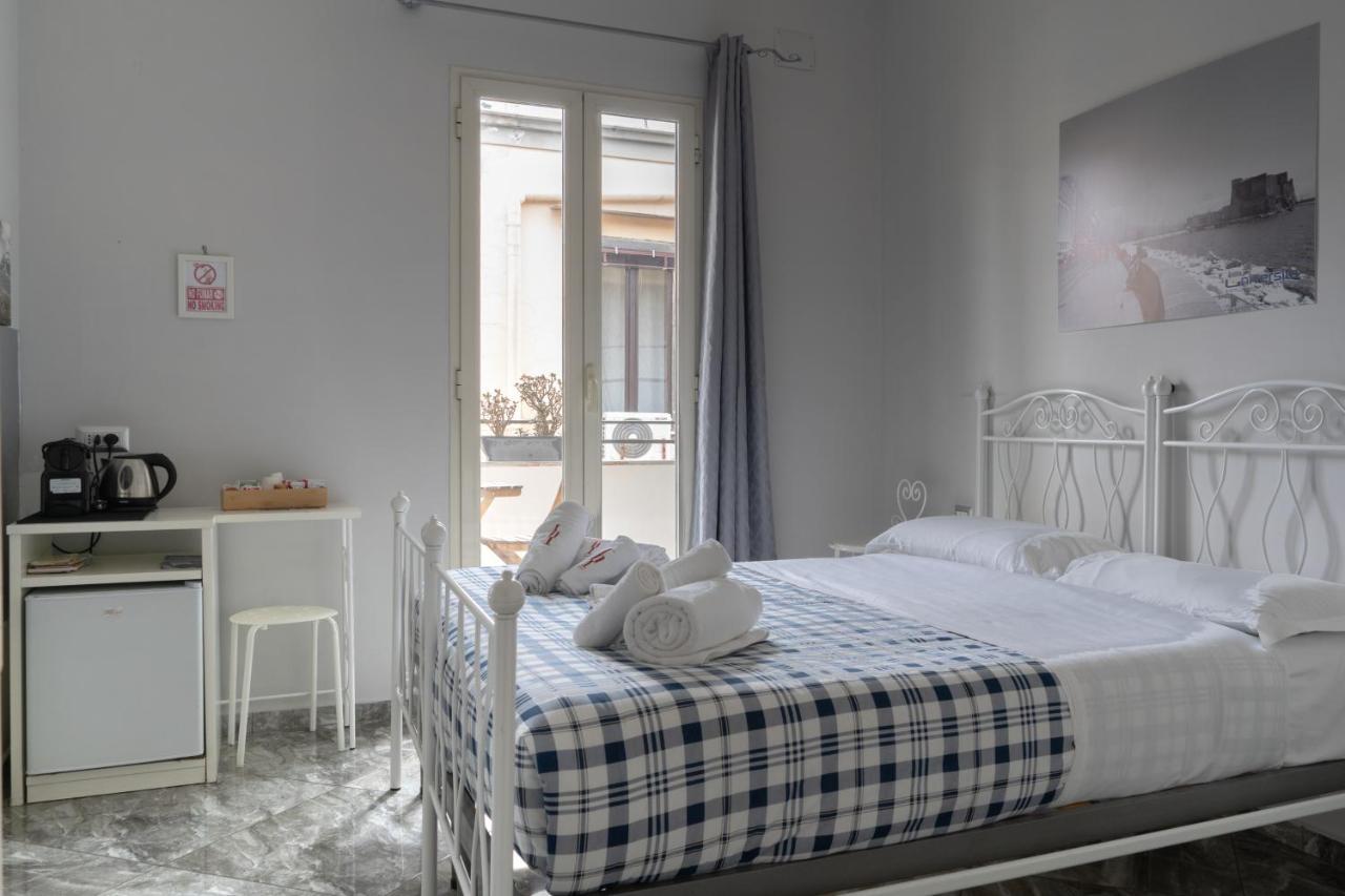 B&B Universita Neapol Zewnętrze zdjęcie