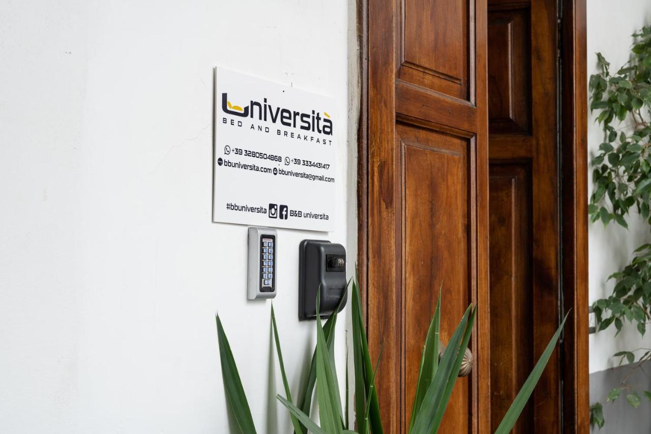 B&B Universita Neapol Zewnętrze zdjęcie